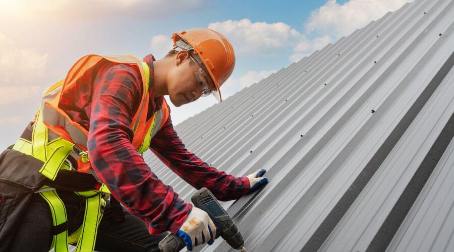 Professional residential roofers in Ford, VA